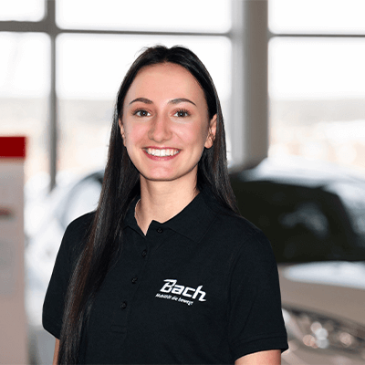 Eriona Krasniqi (Auszubildende Automobilkauffrau) - Autohaus Bach GmbH & Co. KG